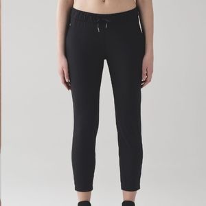 Lululemon On The Fly Pant *27" Black